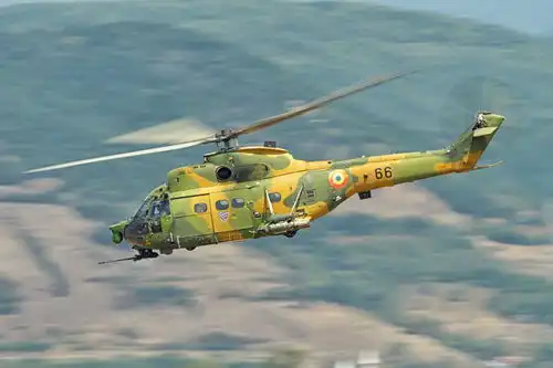 红海行动电影中比较强的武器装备都有哪些