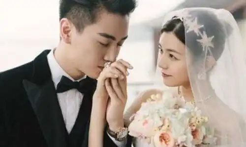 陈妍希回应网友劝陈晓赵丽颖在一起我们好好的,其他不用理会
