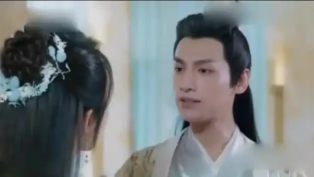 香蜜沉沉烬如霜扑哧君假扮润玉样子,戏弄锦觅不料被锦觅早看出来了尴尬
