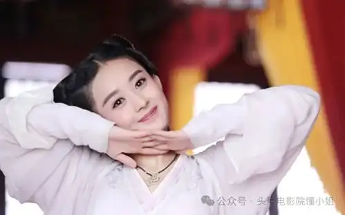 冯小刚新片选中赵丽颖,缘起18年前路透照曝光剪短发演女犯人
