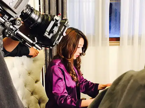 食神归来杀青罗仲谦李漫荻上演无间道