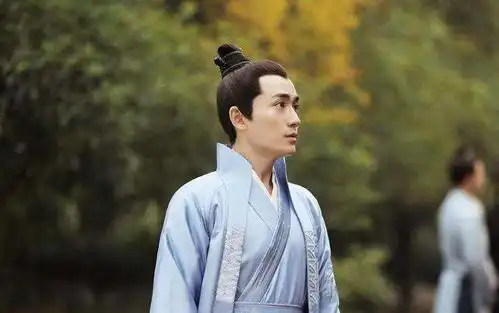 这些男二太帅了,一出场就盖过了男主的风头,不怪网友喜欢男二
