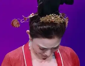 彭小苒演妖猫传,一身红衣造型惊艳,却因擅自改戏被骂哭
