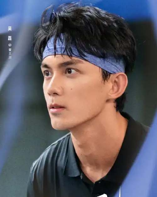 吴磊爱情而已上星央八剧照姐狗cp感十足,粉丝期待了