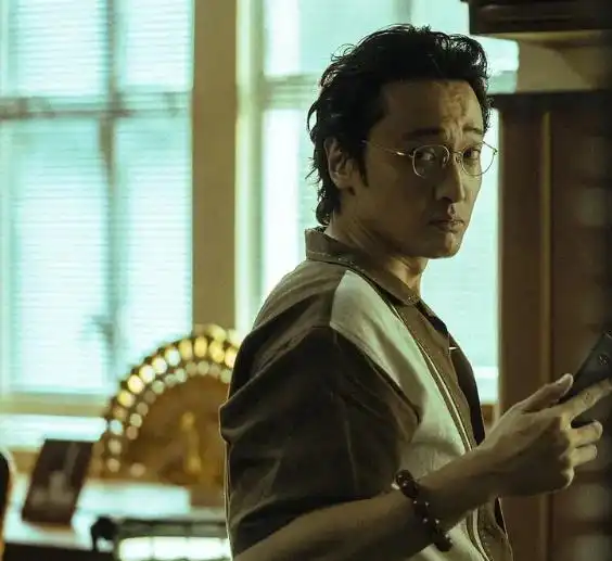 国庆档遇到吴京,刘德华能否再次打开港片之窗
