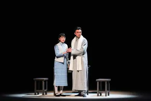 北京京剧院新编现代京剧野火春风斗古城亮相长安大戏院