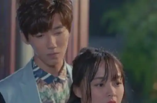 恶魔少爷明媛夺爱不成害韩氏破产,七录成流浪儿,初夏我养