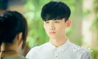 旋风少女荧屏热播白敬亭吸粉人气猛涨
