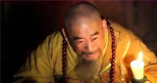 金池长老就一介凡人,为何却活了270岁你看他每晚都由谁伺候