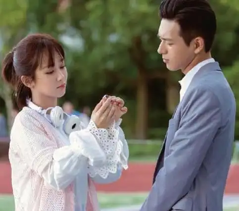 亲爱的热爱的2将开拍李一桐代替杨紫成女主,男主是熟悉的他