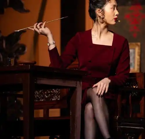 黄磊一家与何炅聚餐,在看到18岁的黄多多后,才知道气质有多重要