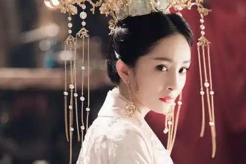 究竟是什么,让这个女神能够火十年
