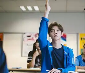 甜蜜暴击给观众智商一暴击鹿晗上大学答的却是小学的题