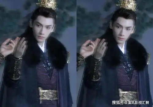 长月烬明罗云熙可爱自拍,解锁贵气新衣服,这身青衣真好看
