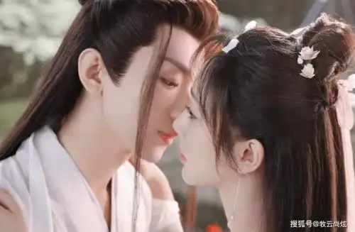 成毅新剧强势播出,再次吐血虐爱,女主造型神似锦觅