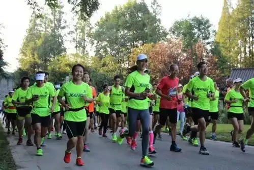 十一假期,特跑族竟在南京玄武湖畔搞事情看看有没有你
