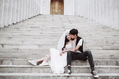 十二星座婚纱照风格推荐你是什么星座快来寻找你的专属婚纱照吧