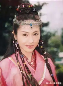 黎姿16岁初恋曝光,原来是我们熟悉的他,难怪嫁如今的瘸腿老公