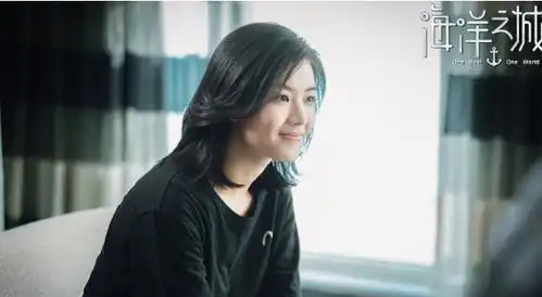 在张翰新剧播出之前,女主持人王丽坤
