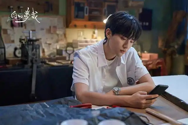 灼灼风流今晚首播景甜冯绍峰领衔,这回古装剧要出爆款了
