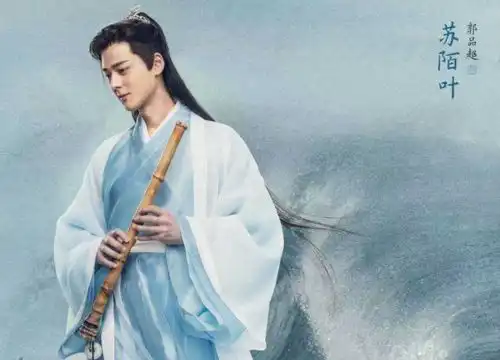 他8年前帮过杨幂,当他过气无戏可拍时,杨幂用2部剧将他捧红