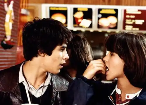 初吻青春,是连混蛋都美的闪闪发光