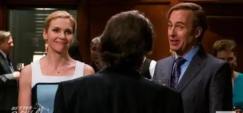 9.8分,绝命毒师完结八年后,这部美剧再次将它拍在了沙滩上