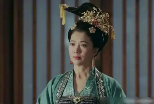 唐砖长孙皇后的扮相不讨喜,隋唐英雄的更漂亮一些
