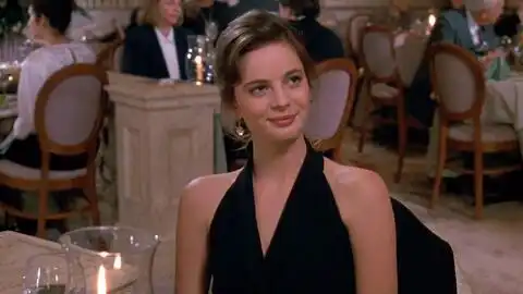 电影里性感至极的绝色美女大盘点,每一位都是人间尤物,美艳无双