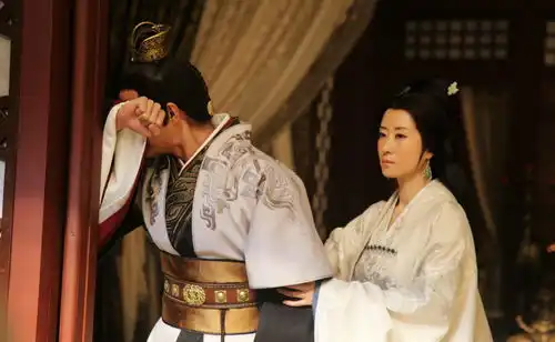 刘敏涛翻车告诉我们这样的一夜爆红,不过是昙花一现