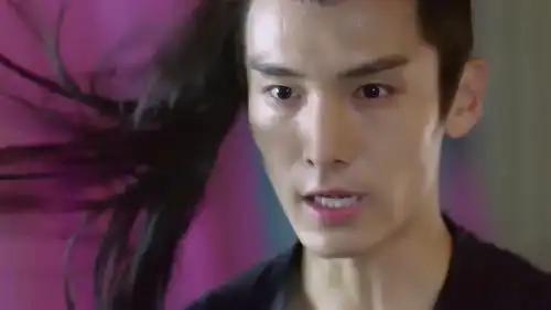 太子妃升职记这出戏,鼓风机可真给力,吹出了一种乱中带美的感觉
