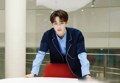 参加今年高考的明星,除了张子枫赵今麦,还有小欢喜中的他