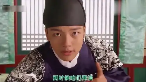 韩剧烟雨慌忙放手绢,心机女感觉不对,趁她走时翻看发现秘密