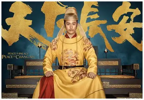 杨紫前男友深夜会友,发福明显身材走样,事业遭遇滑铁卢
