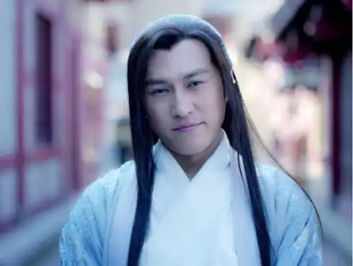 精英律师热播因精英人设被群嘲的靳东,仍在探索的路上
