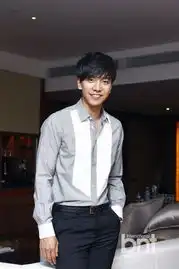 韩星李升基公布结婚计划曝没热恋过图
