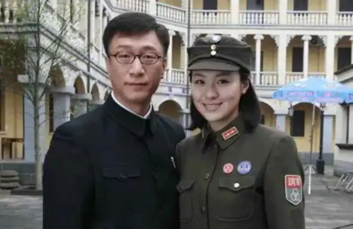 今年最值得期待的年度大戏之一猎场同步登录天翼视讯,还送30g哦
