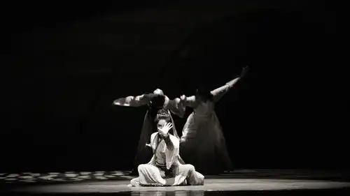 赵奕欢出演舞台剧大话西游挑战紫霞仙子一角表现惊艳