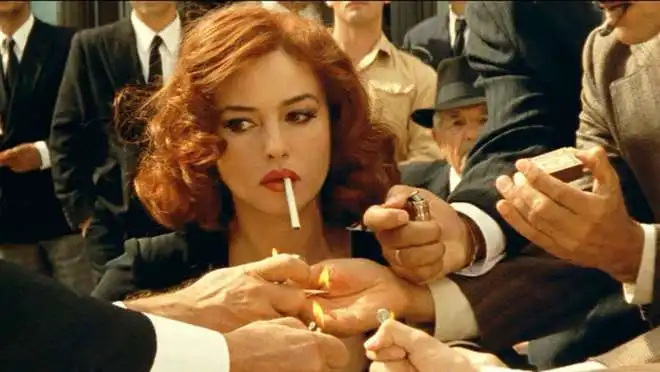 除了西西里的美丽传说球花莫妮卡贝鲁奇还有哪些经典作品
