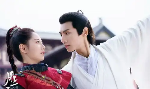 罗云熙眼技不输任嘉伦,在快本中沦为背景板,原因何在
