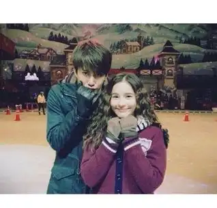 泰版浪漫满屋大结局迎来完美吻戏mike与aom私下粉红大回顾图
