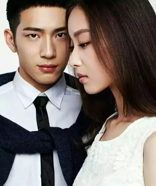 鹿晗四字祝福甜蜜暴击,关晓彤八字回应修成正果的节奏