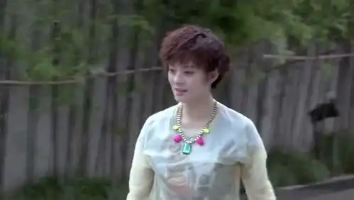 辣妈正传元宝送花求原谅被夏冰变花仙子,当众大唱死了都要爱