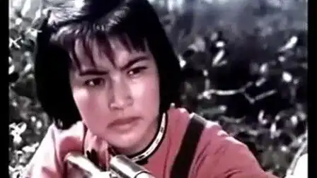 69岁的刘晓庆,为朋友仗义疏财,给保姆养老送终