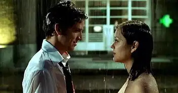 性感却不轻佻,恰到好处的分寸感,我只服邱淑贞