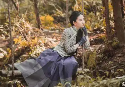 南烟斋笔录未播先火好消息让刘亦菲尴尬,张含韵怕是要爆红