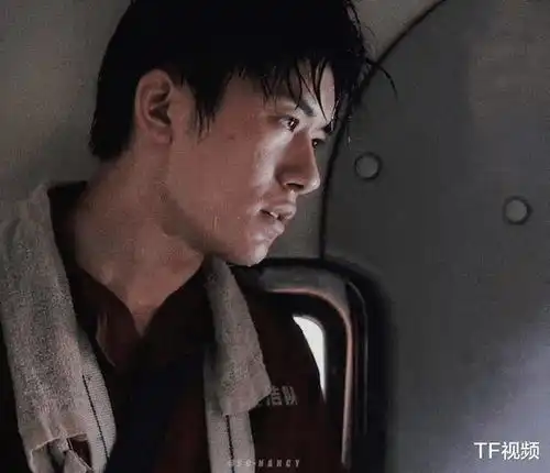 奇迹发布试戏花絮,易烊千玺章宇火花四射,千玺眼神倔强又心碎
