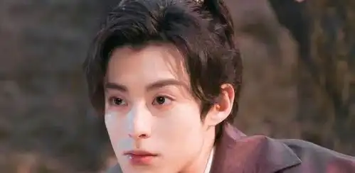 袁冰妍新剧两不疑开播,网友男主太一般