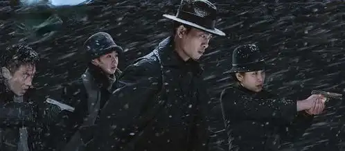 悬崖之上,张艺谋的谍中谍与戏中戏
