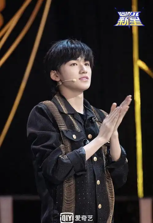 tnt跨次元新星剧照送达准备好和少年们一起见证首场公演的精彩